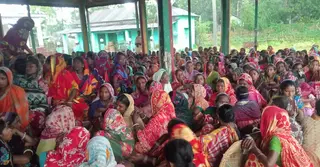অনির্দিষ্টকালের কর্মবিরতিতে হবিগঞ্জের ৪ চা-বাগানের শ্রমিকরা